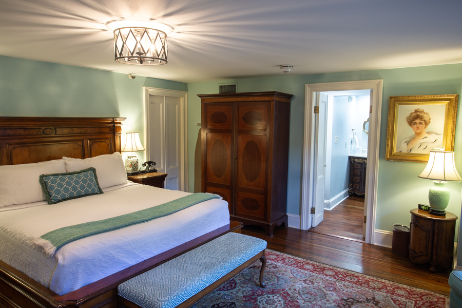 Guest Rooms at The Gastonian