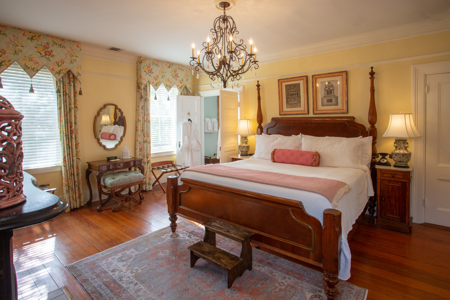 Inside our Savannah Bed and Breakfast Guest Rooms
