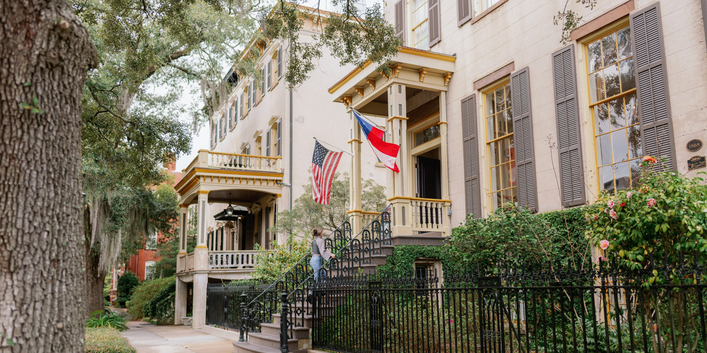 Historic Savannah B&B near Forsyth  Park